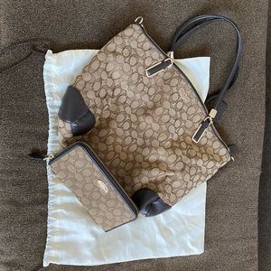 Coach purse/wallet